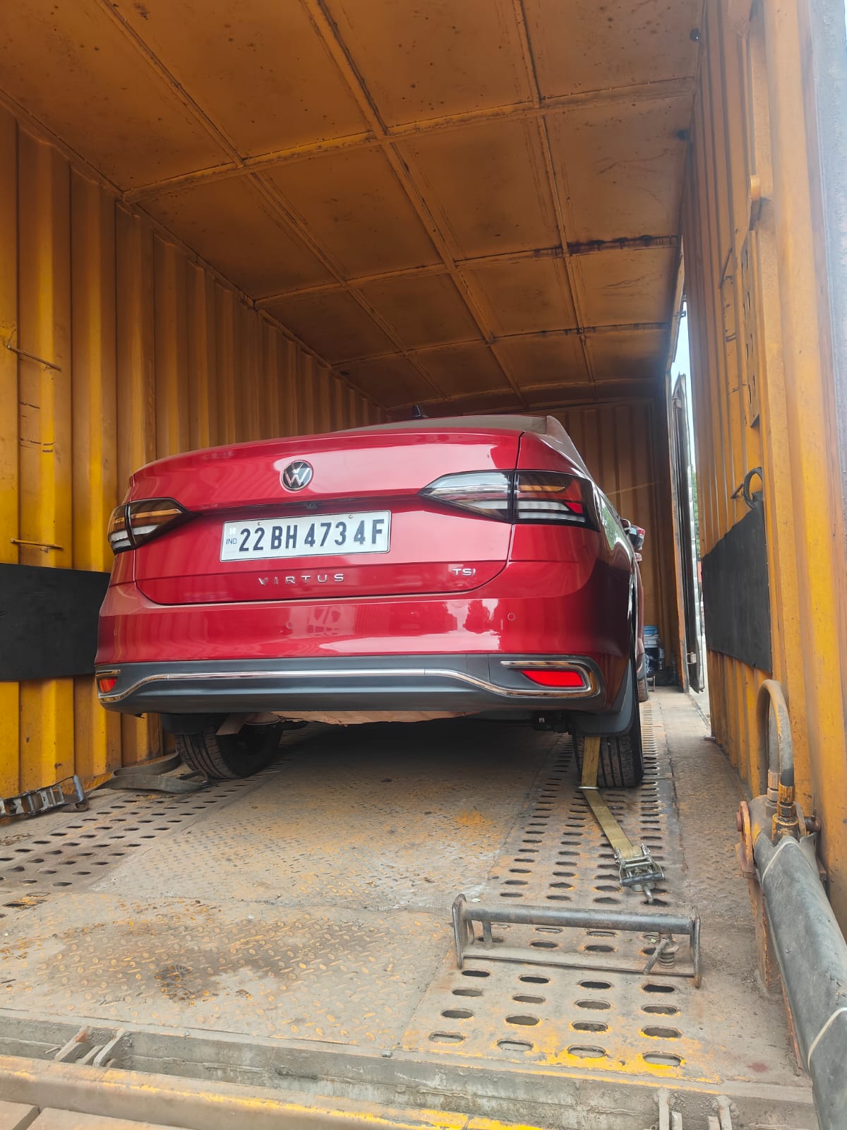 Enclosed Car Transport by Shree Shyam Transway